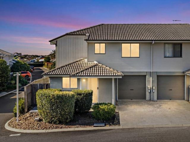Townhouse for sale in Toombul, Queensland