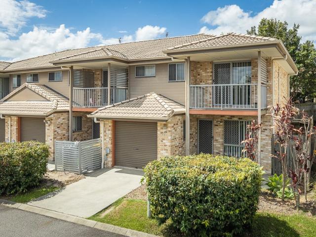 Townhouse for sale in Toombul, Queensland