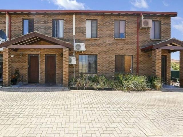 Townhouse for rent in Maylands, Western Australia