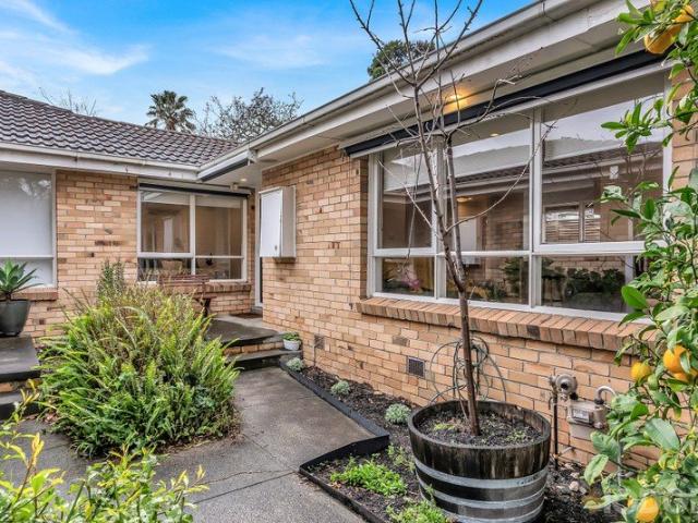 Apartment for sale in Camerons Creek, Victoria