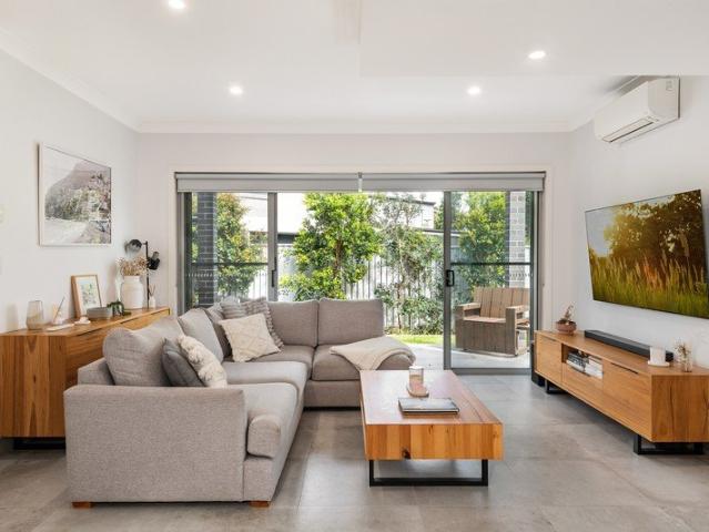 Townhouse for sale in Roselands, Sydney