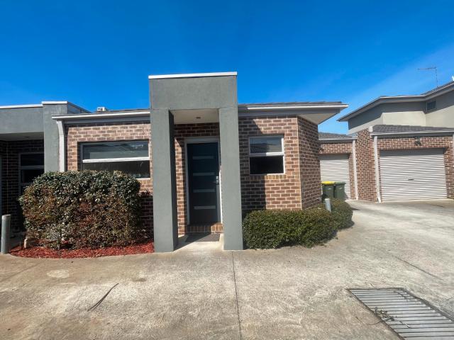 Apartment for rent in Newcomb, Geelong