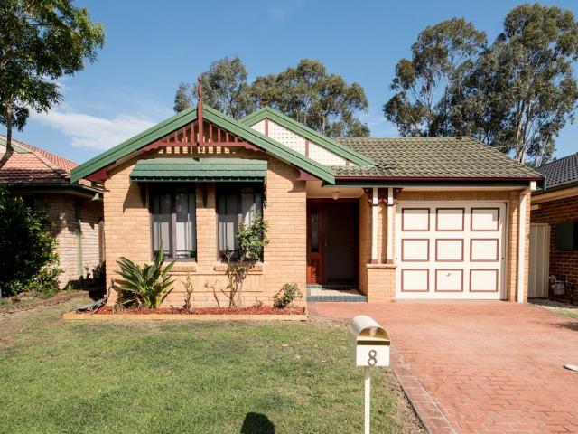 House for rent in Wattle Grove, Sydney