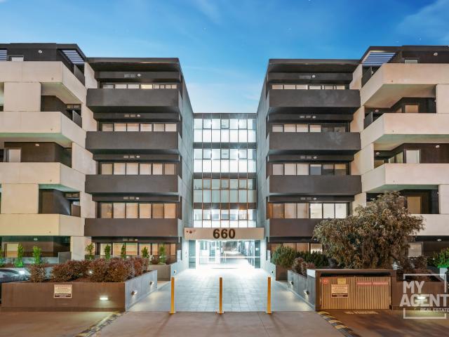 Apartment for sale in Notting Hill, Melbourne