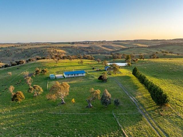 Cottage for sale in Goulburn