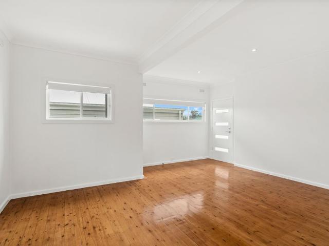 House for rent in Oak Flats, Shellharbour City Council