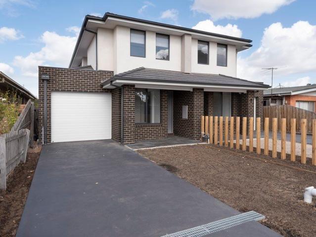 Townhouse for rent in Camerons Creek, Victoria