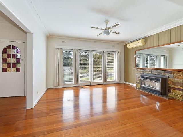 House for rent in Strathmore, Melbourne