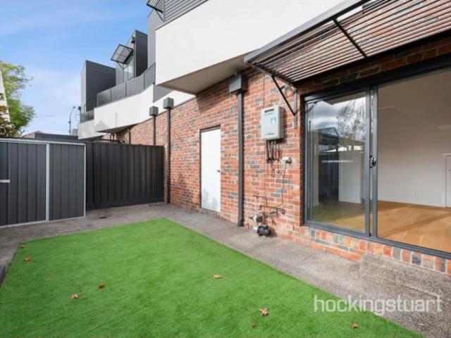 Townhouse for rent in Camerons Creek, Victoria