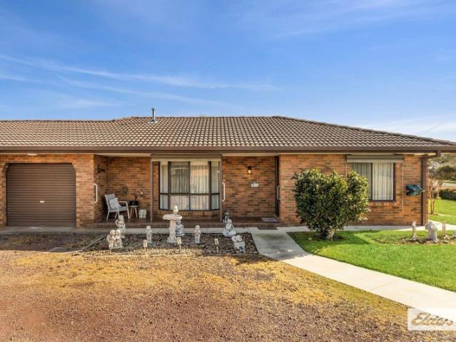 Apartment for sale in Howlong, New South Wales