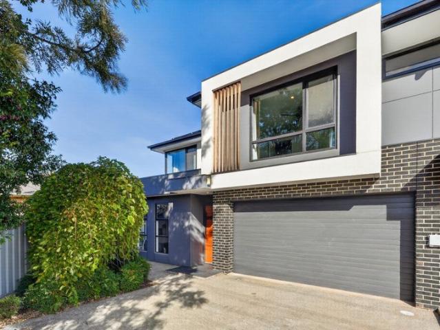 Townhouse for sale in Horseshoe Creek, South Australia