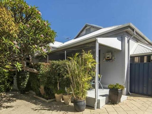 House for rent in Cockburn, Western Australia