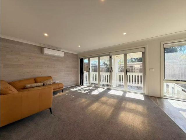 Townhouse for rent in Camerons Creek, Victoria