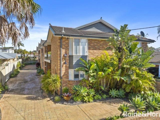 Townhouse for sale in The Entrance, New South Wales
