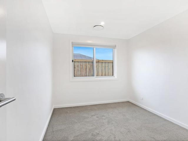 House for rent in Manchester Square, New South Wales