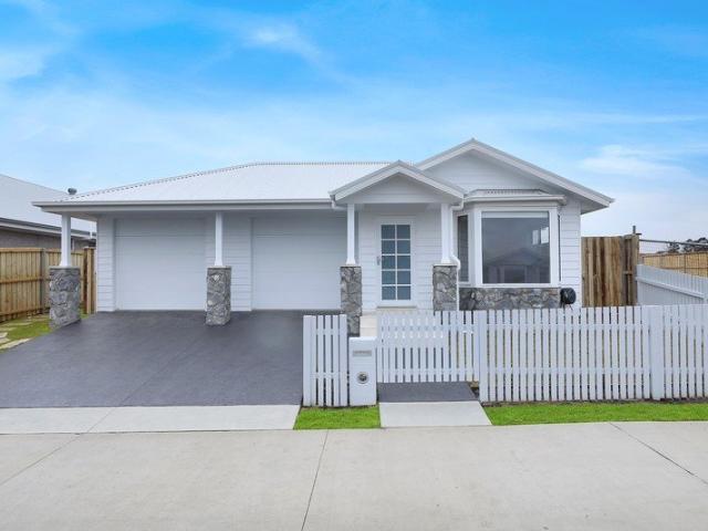 House for rent in Manchester Square, New South Wales