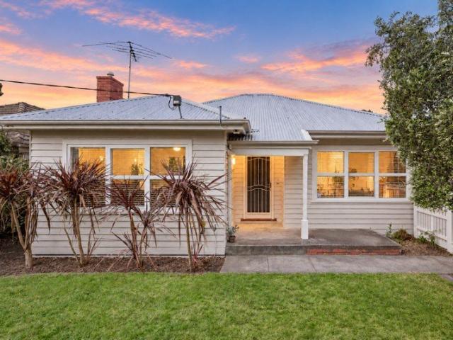 House for sale in Cheltenham, Melbourne