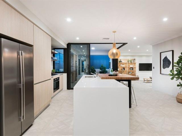 Cottage for sale in High Wycombe, Western Australia