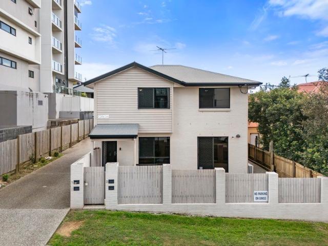 Townhouse for sale in Methul, Queensland
