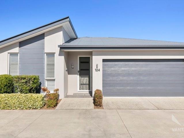 Villa for sale in Toombul, Queensland