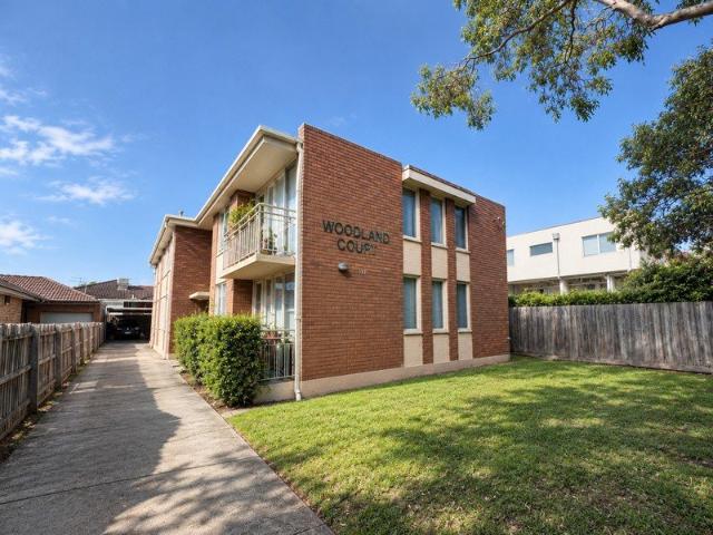 Apartment for rent in Essendon, Melbourne