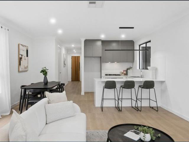 Townhouse for rent in Horseshoe Creek, South Australia