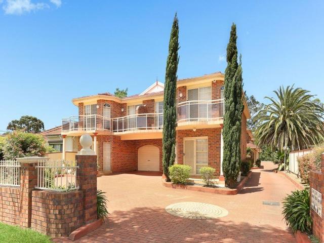 Townhouse for rent in Bass Hill, Sydney