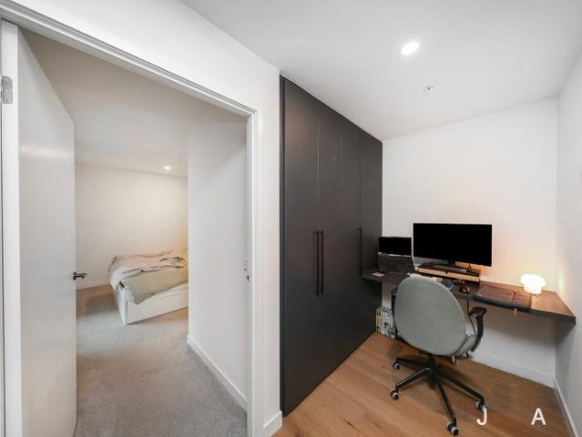 Apartment for rent in North Melbourne, Melbourne