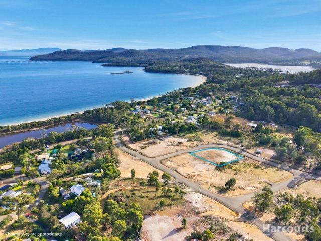 Land for sale in White Beach, Tasmania