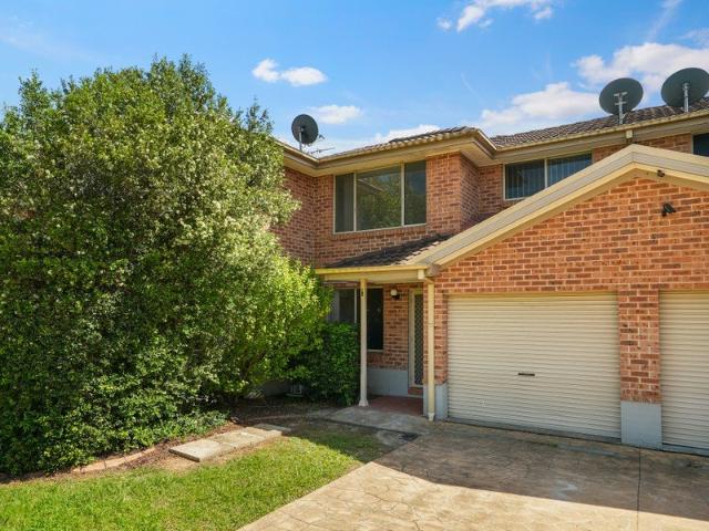 Townhouse for rent in Chatsworth, Sydney