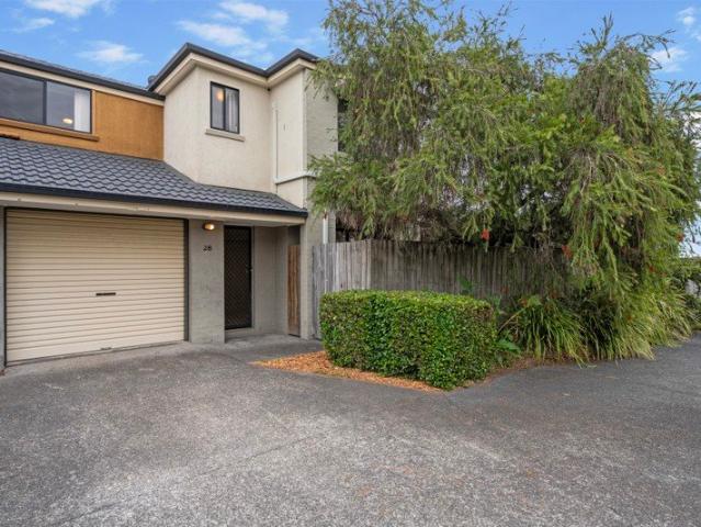 Townhouse for sale in Toombul, Queensland