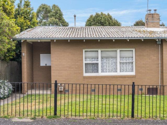 Apartment for rent in Newtown, Geelong