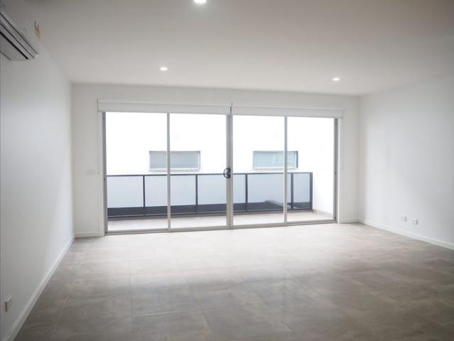 Townhouse for rent in Camerons Creek, Victoria