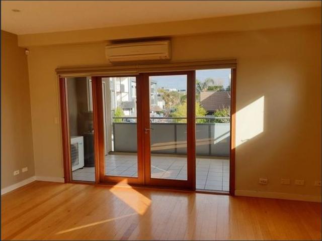 Townhouse for rent in Camerons Creek, Victoria