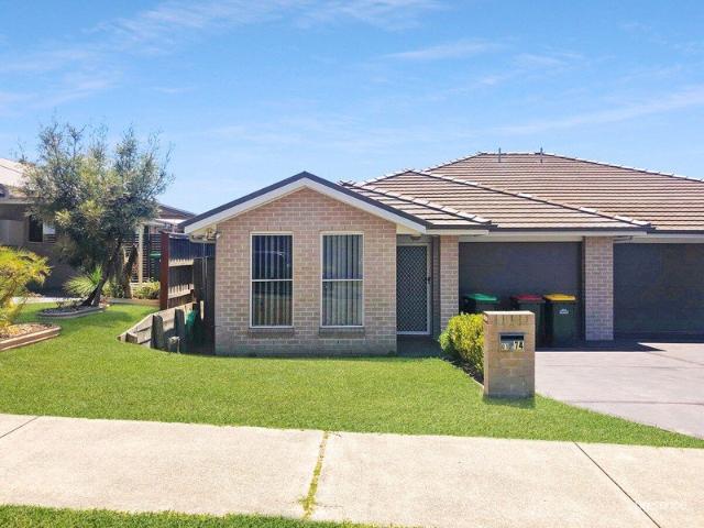 Duplex for rent in Aberglasslyn, Newcastle-Maitland