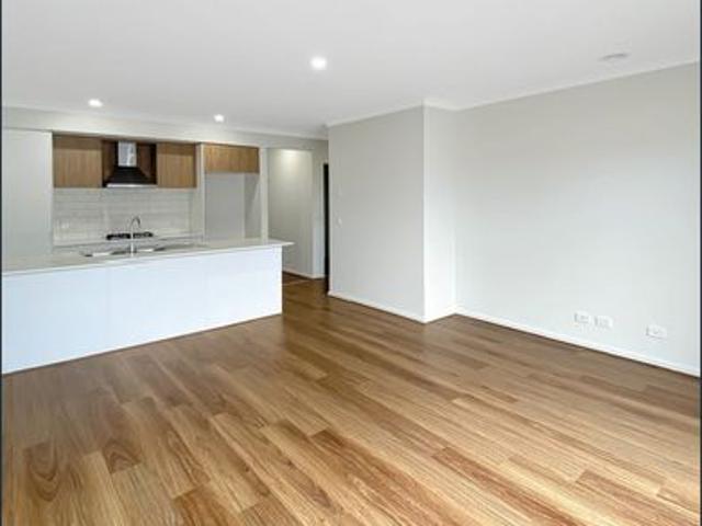 Townhouse for rent in Camerons Creek, Victoria