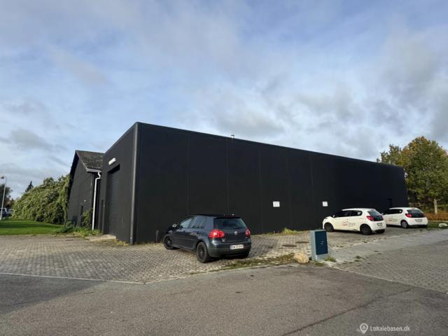 Erhvervsejendom til leje i Hørsholm, Brøndby