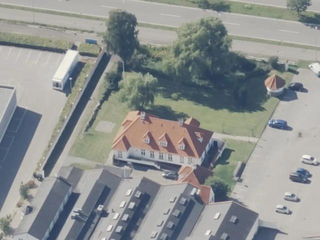 Erhvervsejendom til leje i Køge