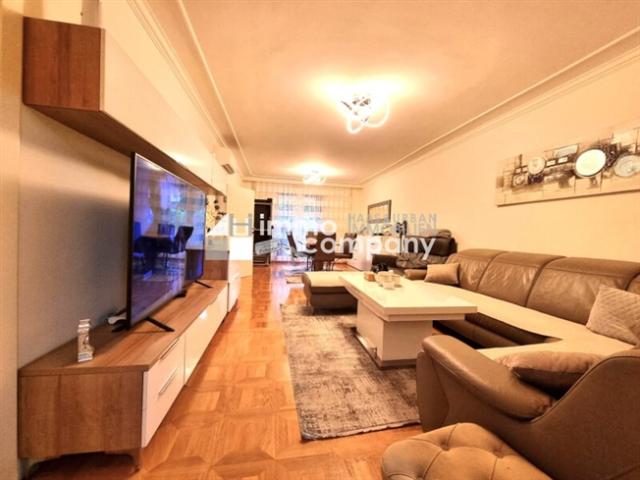 First Floor kaufen in Wien