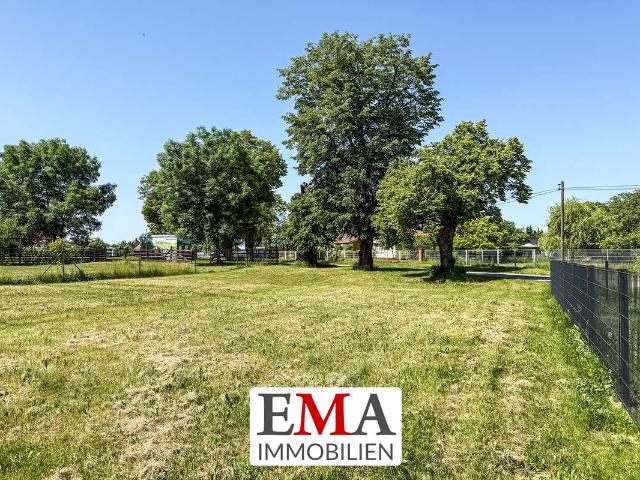 Erdgeschosswohnung kaufen in Nauen, Havelland
