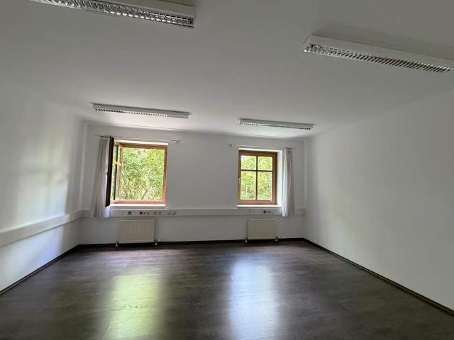 Gewerbe mieten in Baden, Niederösterreich