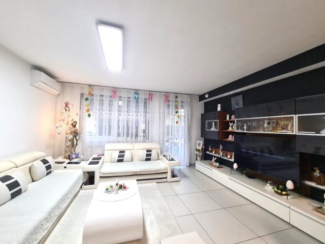 Einfamilienhaus mieten in Neunkirchen, Niederösterreich