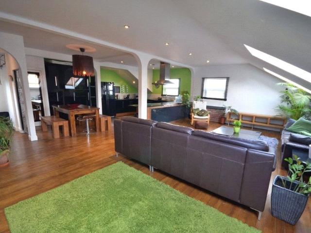 Apartment for rent in Old Trafford, Trafford Park