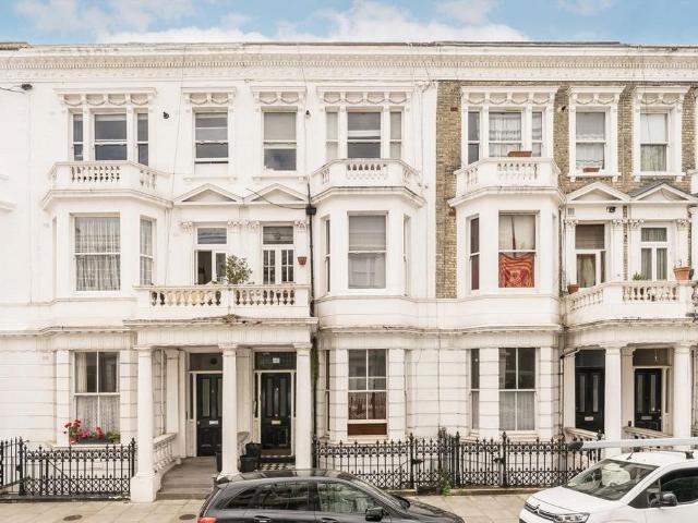 House for rent in West Kensington, Greater London
