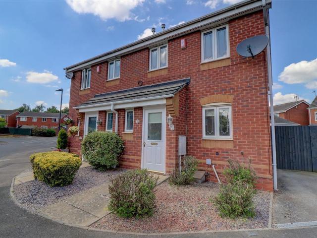 House for rent in Warwick Gates, Green Close
