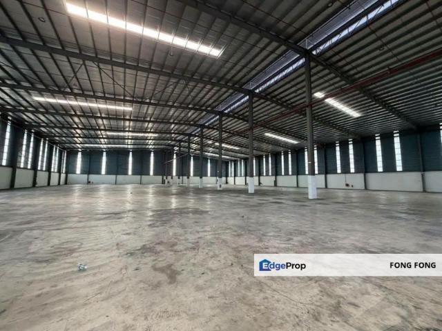 Warehouse for rent in Malaka