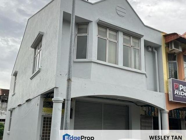 Shop for sale in Malaka