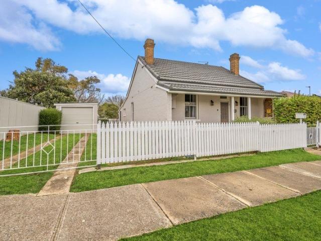 House for sale in Brisbane Grove, New South Wales