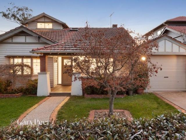 House for sale in Carnegie