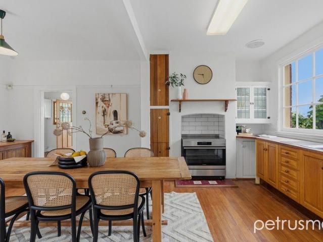 House for sale in Dynnyrne, Hobart